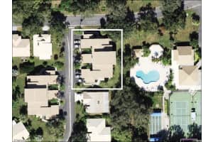 400 CARRIAGE HOUSE LANE, NOKOMIS, FL 34275 Sold 03/01/24