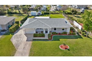 318 TIMBRUCE LANE, PORT CHARLOTTE, FL 33952 Sold 05/16/25