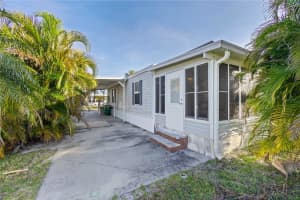 2100 KINGS HIGHWAY HIGHWAY, PORT CHARLOTTE, FL 33980 Sold 05/20/24