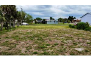 341 LAKE COURT, PUNTA GORDA, FL 33950 - MLS#MFRC7490512