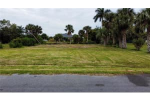 341 LAKE COURT, PUNTA GORDA, FL 33950 - MLS#MFRC7490512