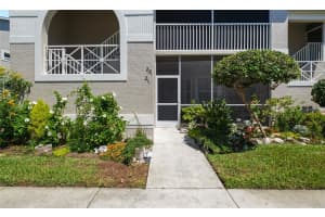 8099 QUEEN PALM LANE, FORT MYERS, FL 33966 Sold 05/10/24