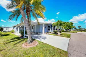 2100 KINGS HIGHWAY, PORT CHARLOTTE, FL 33980 Sold 11/21/24