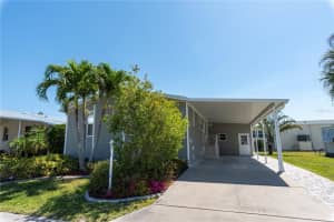 17 Amsterdam Ave, PUNTA GORDA