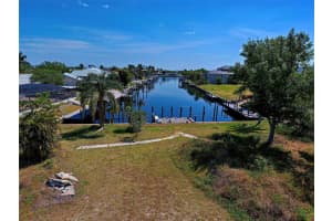 180 COUSLEY DRIVE, PORT CHARLOTTE, FL 33952 Sold 12/23/24