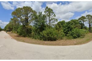 17500 GALAHAD AVENUE, PORT CHARLOTTE, FL 33948 Sold 04/10/25