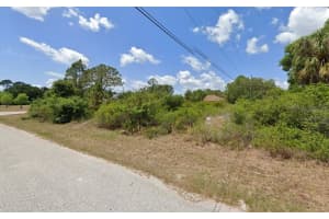 17500 GALAHAD AVENUE, PORT CHARLOTTE, FL 33948 Sold 04/10/25