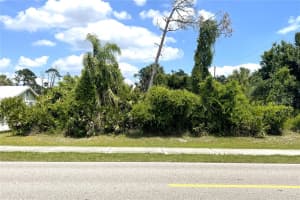 2372 COLLINGSWOOD BOULEVARD, PORT CHARLOTTE, FL 33948 Sold 06/17/25
