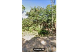 369 FLAMINGO BOULEVARD, PORT CHARLOTTE, FL 33954 Sold 10/18/24