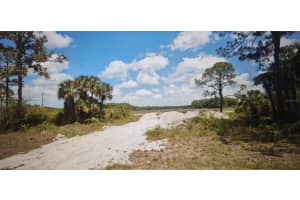8010 ROLLING CIRCLE, LABELLE, FL 33935 Sold 05/16/25