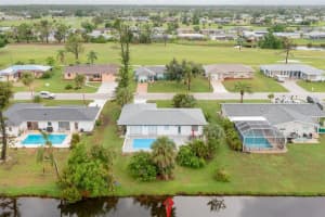 25 Caddy Rd, ROTONDA WEST