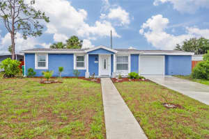 22079 LARAMORE AVENUE, PORT CHARLOTTE, FL 33952 Sold 03/07/25