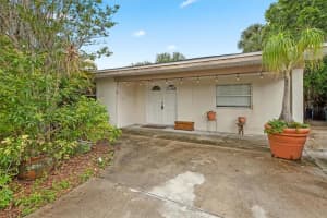 10520 MCGREGOR BOULEVARD, FORT MYERS, FL 33919 Sold 08/05/24