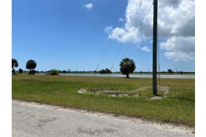35 CARNATION DRIVE, PLACIDA, FL 33946 - MLS#MFRC7493982