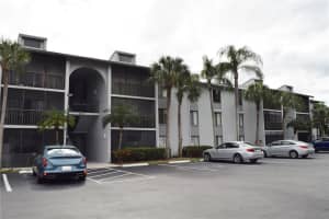 9610 GREEN CYPRESS LANE, FORT MYERS, FL 33905 Sold 10/31/24