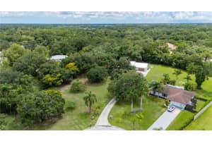 2083 RACIMO DRIVE, SARASOTA, FL 34240 Sold 11/26/24