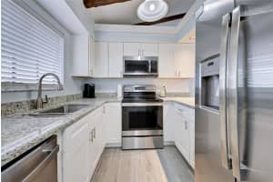 5633 MASHIE CIRCLE, NORTH PORT, FL 34287 Sold 01/23/25