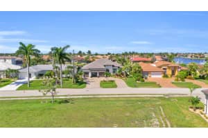 615 MONACO DR, PUNTA GORDA, FL 33950 - MLS#MFRC7495564