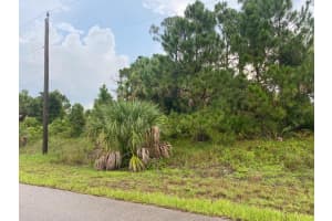 DALEWOOD CIR, NORTH PORT, FL 34288 - MLS#MFRC7495567