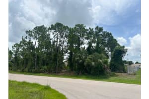 344 PRESQUE ISLE DRIVE, PORT CHARLOTTE, FL 33954 Sold 08/20/25