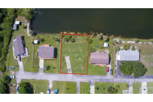 2811 CARL AVENUE, PUNTA GORDA, FL 33950 - MLS#MFRC7495741
