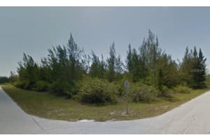 10500 HILLWOOD DRIVE, PORT CHARLOTTE, FL 33981 - MLS#MFRC7495767