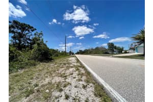 4267 GILLOT BOULEVARD, PORT CHARLOTTE, FL 33981 - MLS#MFRC7495895
