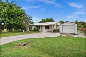 2107 PARKER AVENUE, FORT MYERS, FL 33905 Sold 09/20/24