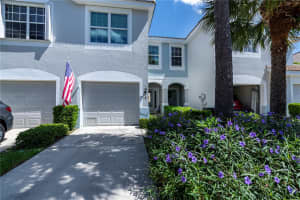 8431 VILLAGE EDGE CIRCLE, FORT MYERS, FL 33919 - MLS#MFRC7496798