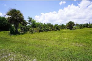 14611 INGRAHAM BOULEVARD, PORT CHARLOTTE, FL 33981 Sold 08/08/25