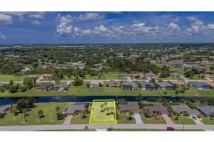 415 ROTONDA CIRCLE, ROTONDA WEST, FL 33947 Sold 04/10/25