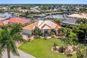 1233 SEA BREEZE COURT, PUNTA GORDA, FL 33950 Sold 03/20/25