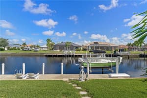 320 PALM ISLES COURT, PUNTA GORDA, FL 33950 Sold 11/14/24