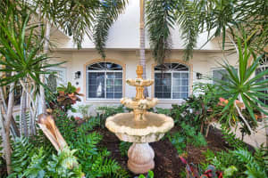 235 BASE AVENUE, VENICE, FL 34285 Sold 01/29/25