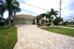 460 MONACO DRIVE, PUNTA GORDA, FL 33950 Sold 11/04/24