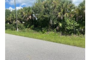 412 BARGER DRIVE, PORT CHARLOTTE, FL 33954 Sold 04/10/25