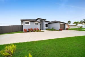 511 TROPICANA PARKWAY, CAPE CORAL, FL 33993 - MLS#MFRC7498527