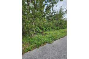 17120 RUSSELL AVENUE, PORT CHARLOTTE, FL 33954 Sold 11/12/24