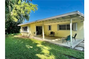 1810 GROVE AVENUE, FORT MYERS, FL 33901 Sold 11/25/24