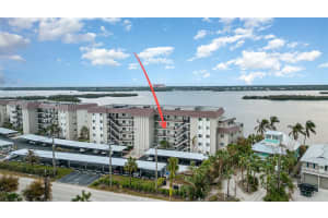9011 MIDNIGHT PASS ROAD, SARASOTA, FL 34242 - MLS#MFRC7499000