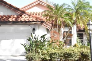 956 Harbor Town Dr, VENICE