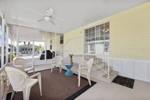 2100 KINGS HIGHWAY, PORT CHARLOTTE, FL 33980 Sold 05/01/25