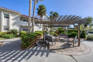 766 VILLAGE CIRCLE, VENICE, FL 34292 Sold 04/25/25
