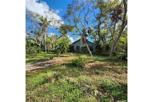 3248 PARK DRIVE, PUNTA GORDA, FL 33982 Sold 04/24/25