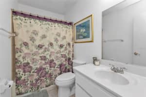 52 SANDSTONE CIRCLE, VENICE, FL 34293 Sold 05/05/25