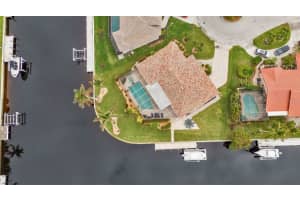 803 NAPOLI LANE, PUNTA GORDA, FL 33950 Sold 01/30/25