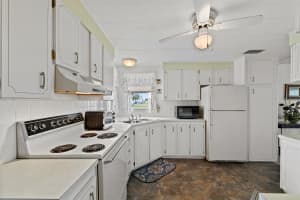 197 DOLPHIN, PUNTA GORDA, FL 33950 Sold 03/31/25