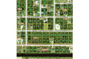 12438 DEEPWOODS AVENUE, PORT CHARLOTTE, FL 33981 - MLS#MFRC7500283