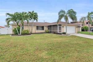 426 43RD TERRACE, CAPE CORAL, FL 33914 Sold 02/28/25