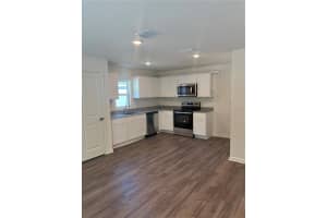 34 BAY PLACE COURSE, OCKLAWAHA, FL 32179 Sold 04/14/25